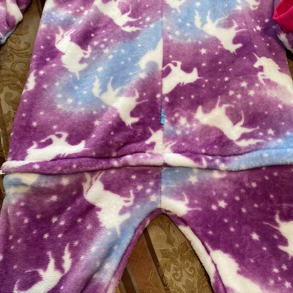 Plush onesie unicorn pj size 4t - Picture 7 of 12